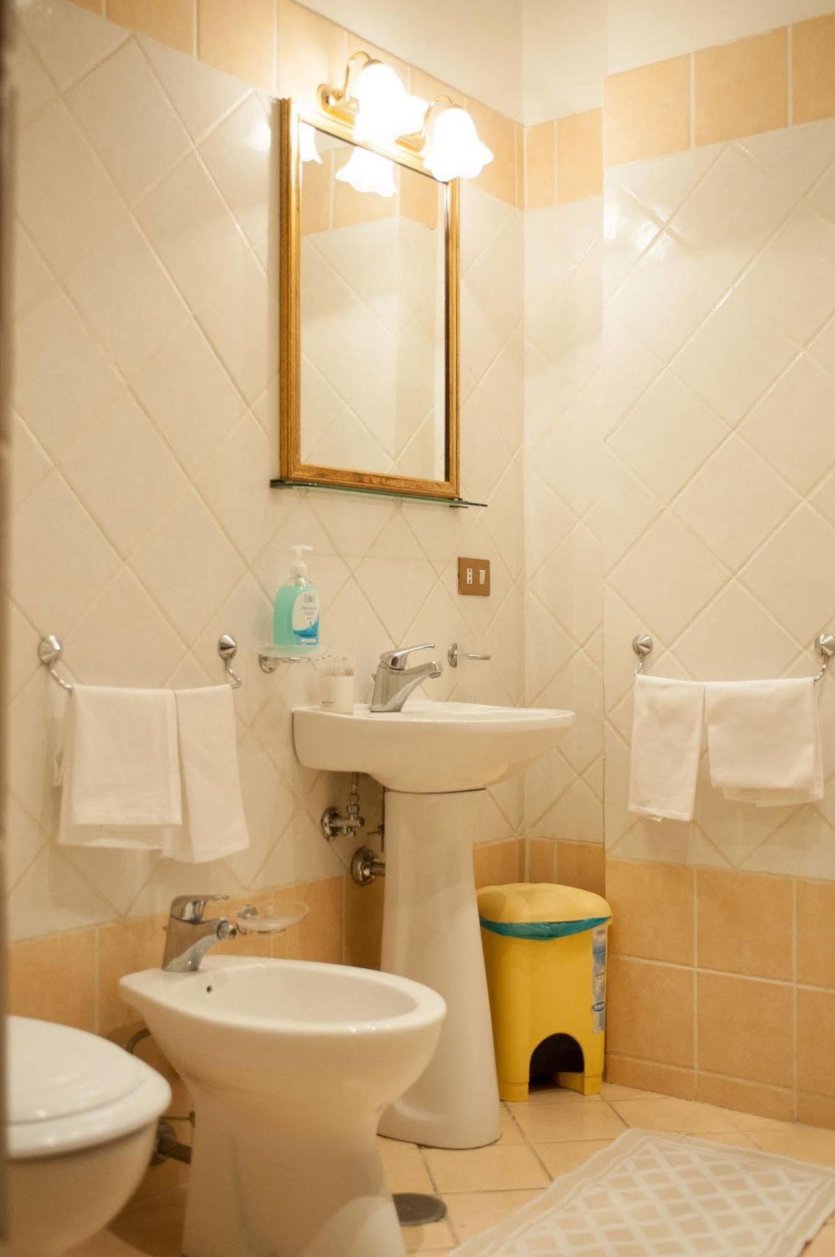 Affittacamere Home Paradise Roma Exterior foto